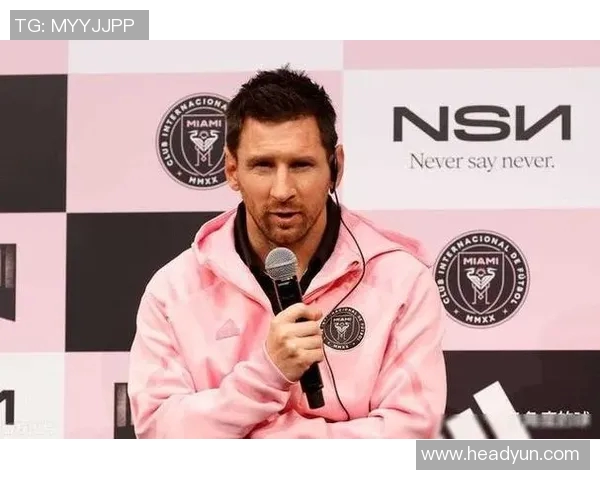 当足球明星遭遇调侃与戏弄背后的幽默与反思